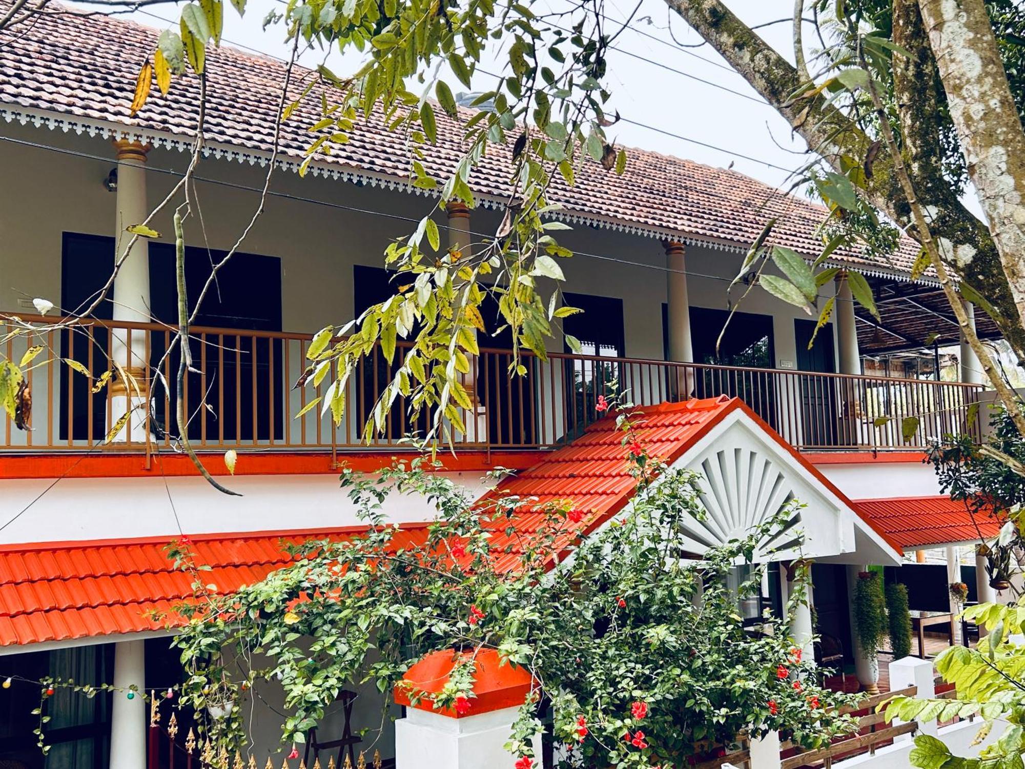 Marari Beach Cleetus Homestay Mararikulam Exterior photo